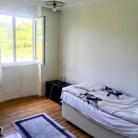 Forest Villa, 6 Minutes From The Airport Tasoluk