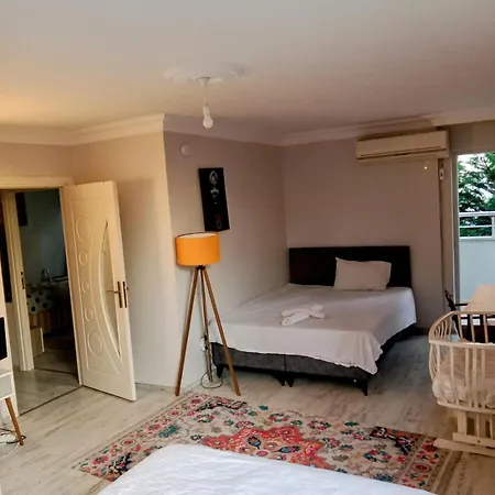 Forest Villa, 6 Minutes From The Airport Willa Tasoluk