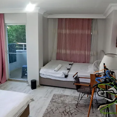 Forest Villa, 6 Minutes From The Airport Tasoluk